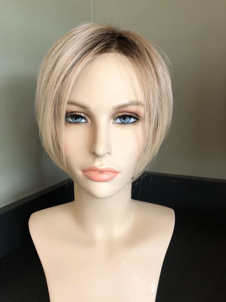 Natural Look Salon And Wigs - hair transplant in Hales Corners, WI