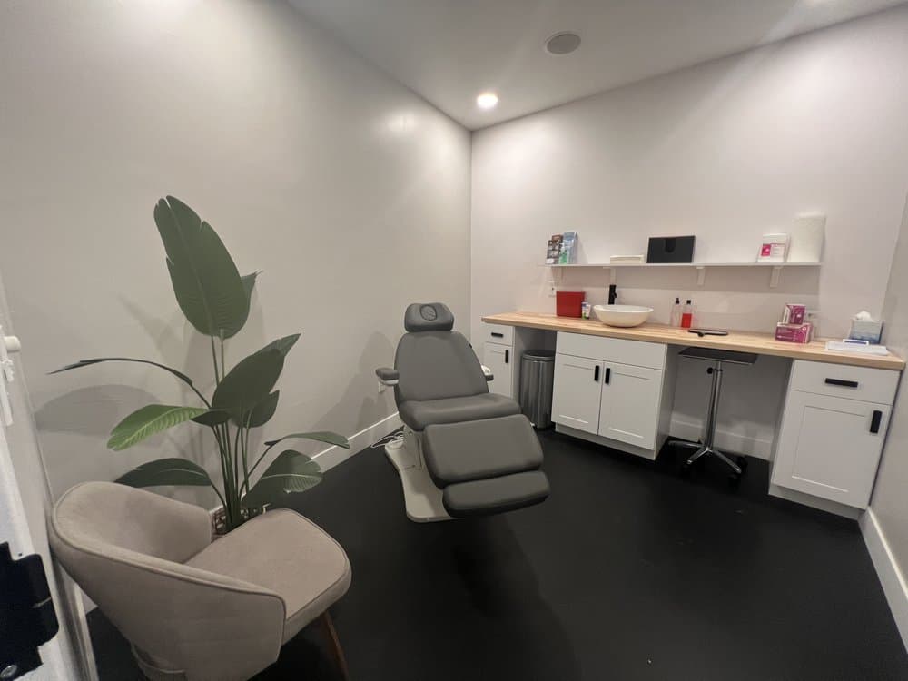 Evolv Wellness MedSpa - hair transplant in Denver, CO