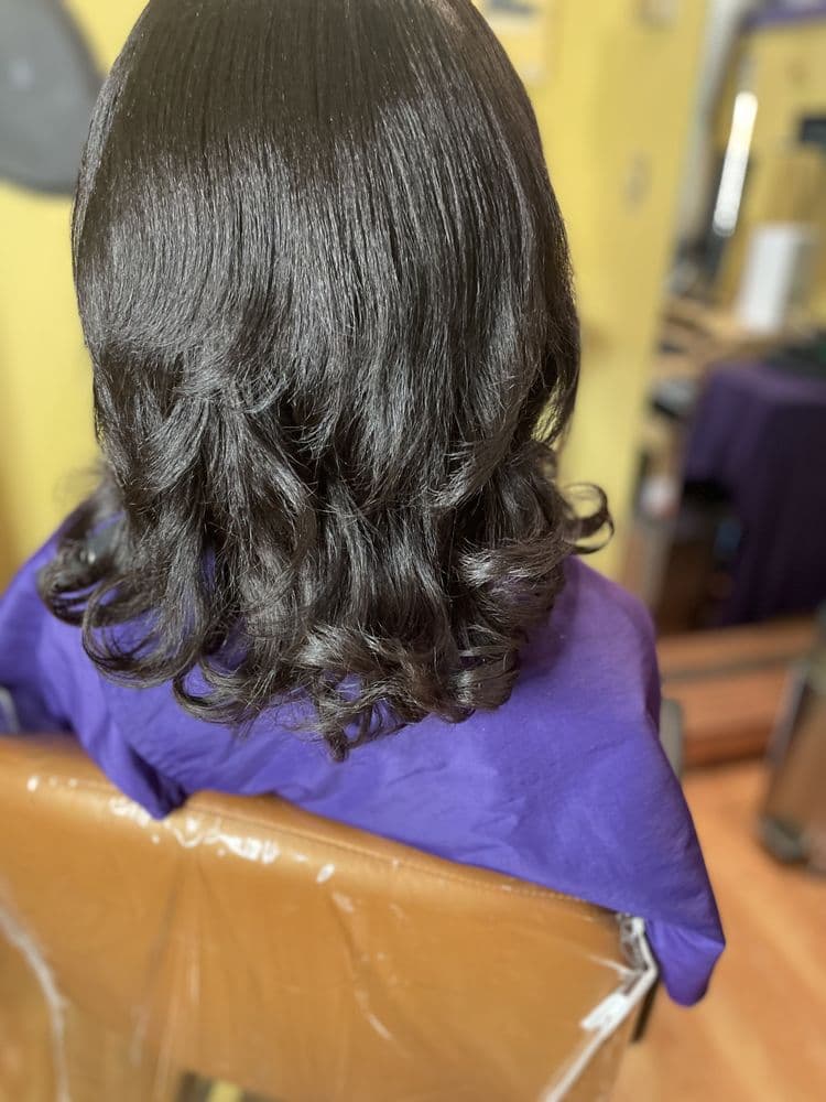 Gwen's Hair Port East - hair transplant in Mattapan, MA