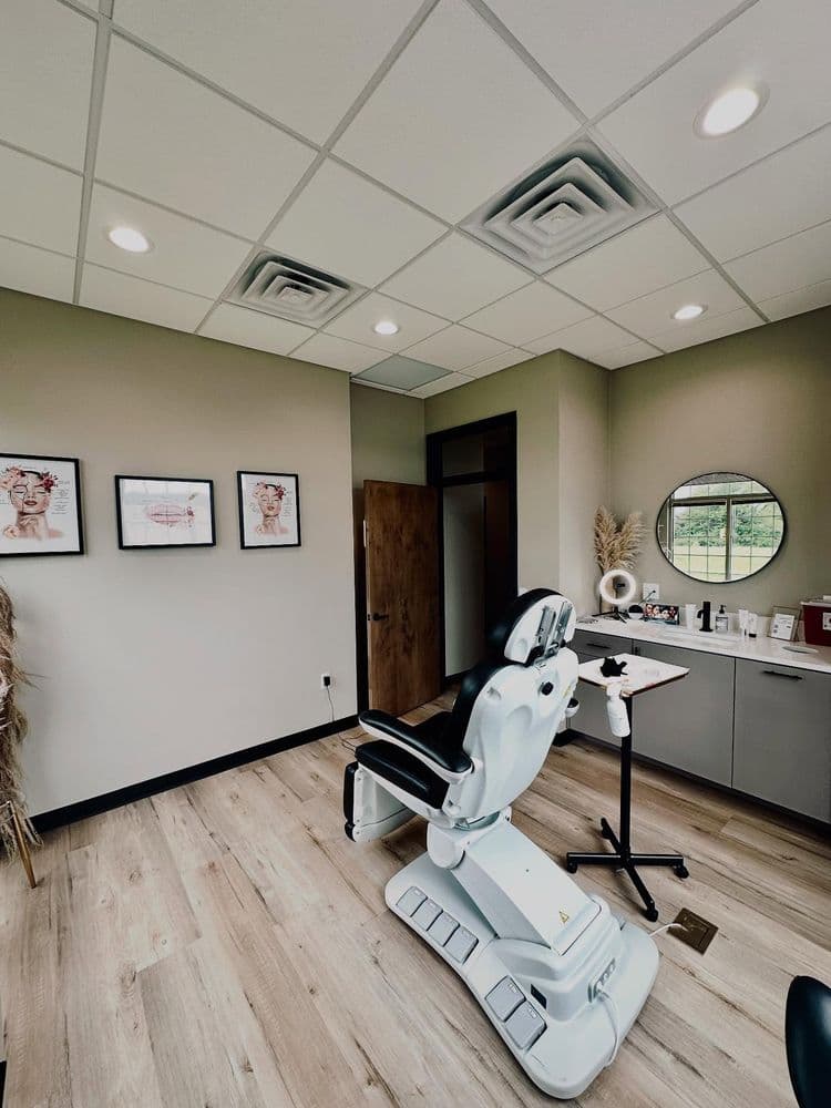 Beautox Bar - hair transplant in Fond du Lac, WI