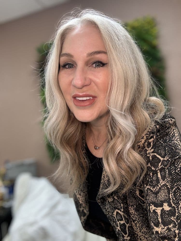 Starlite Aesthetics and Wellness - hair transplant in San Diego, CA