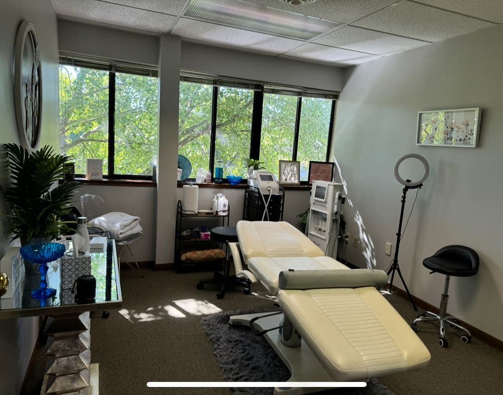 Nuovo Te - hair transplant in Janesville, WI