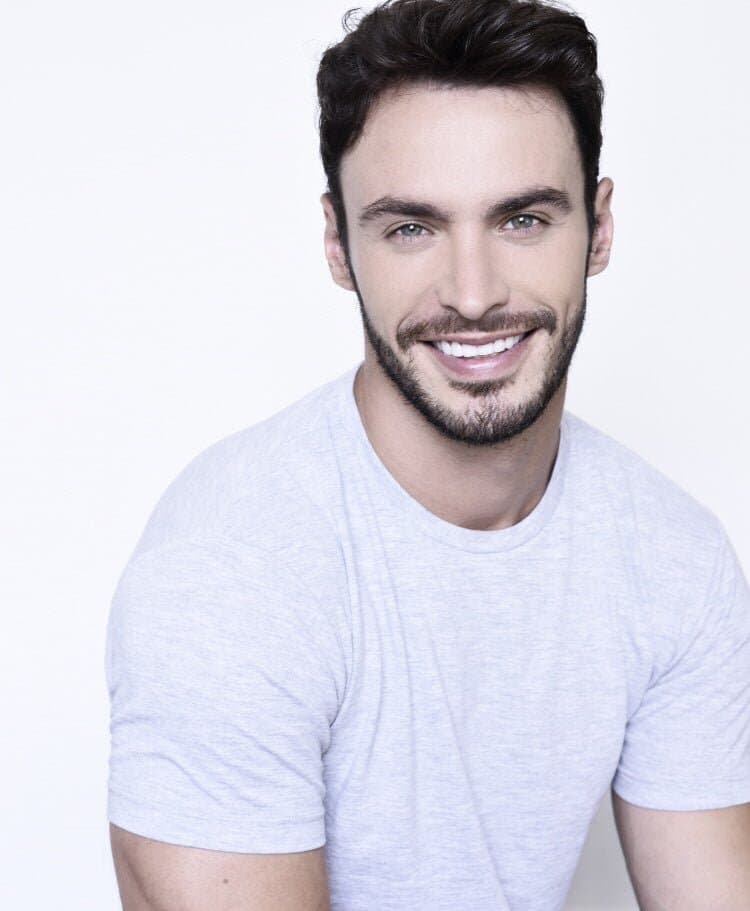 MAXiM Hair Restoration - hair transplant in Chicago, IL