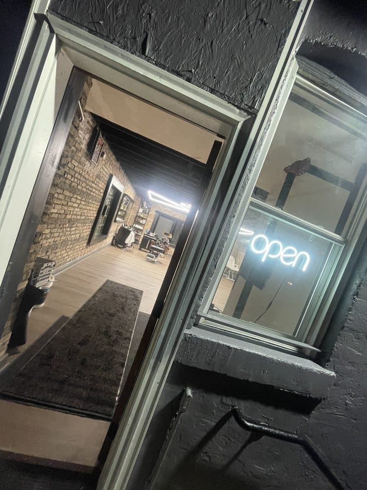 Livesharp Scalp Micro & Barber - hair transplant in Elmhurst, IL